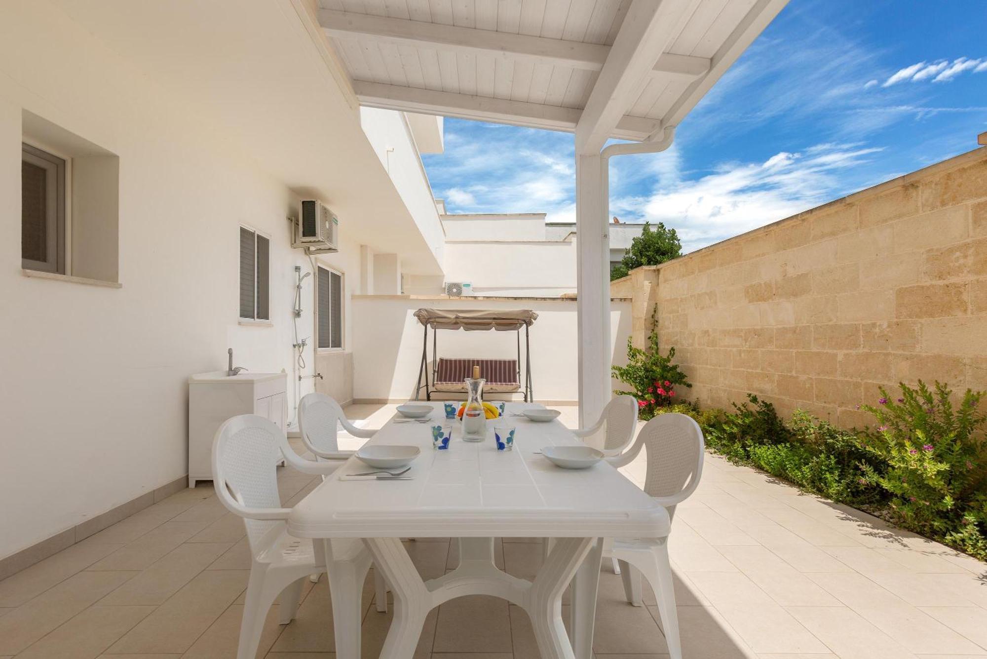 Residence Marelena Casalabate Εξωτερικό φωτογραφία